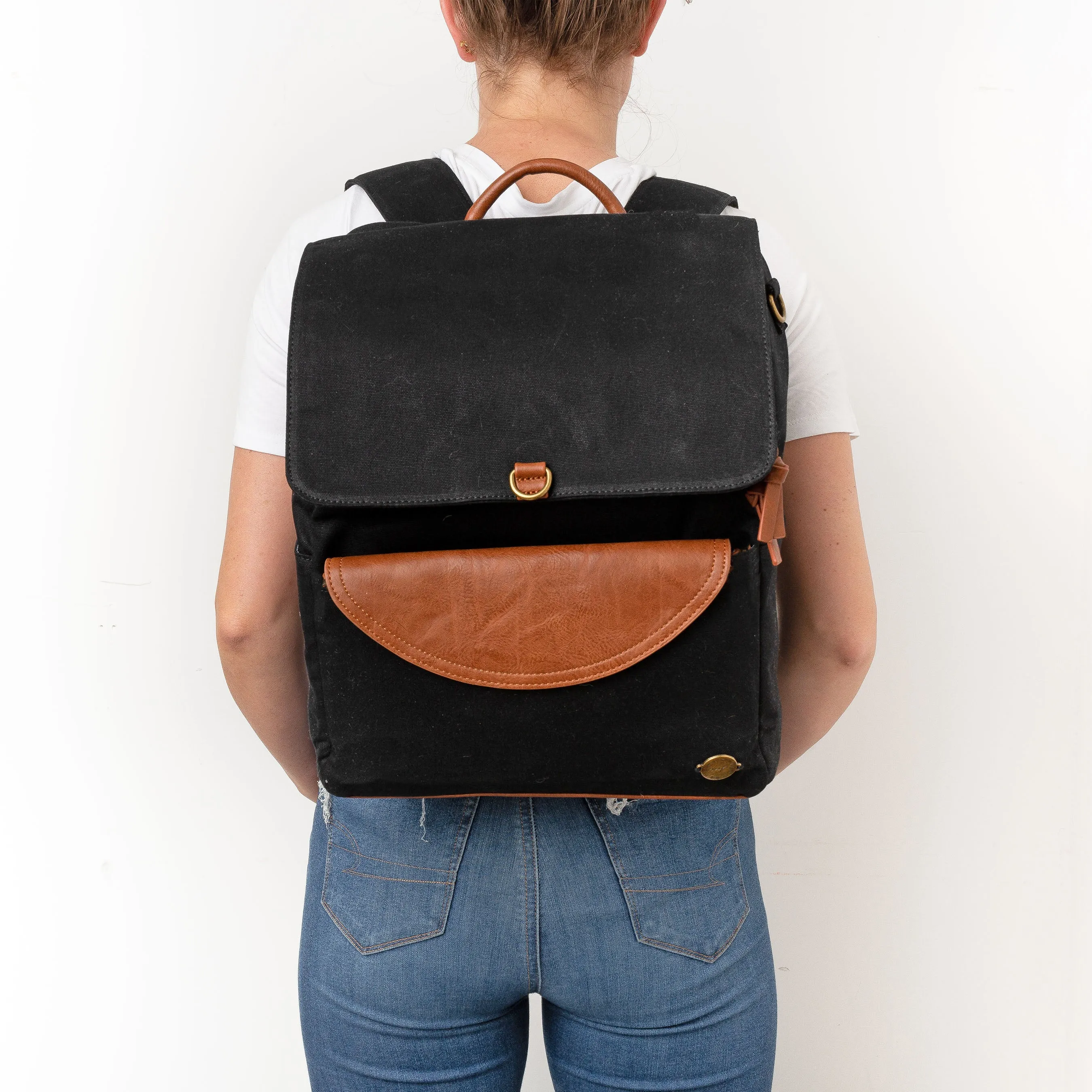 Black Canvas Backpack: The Ultimate Blend of Style and Utility