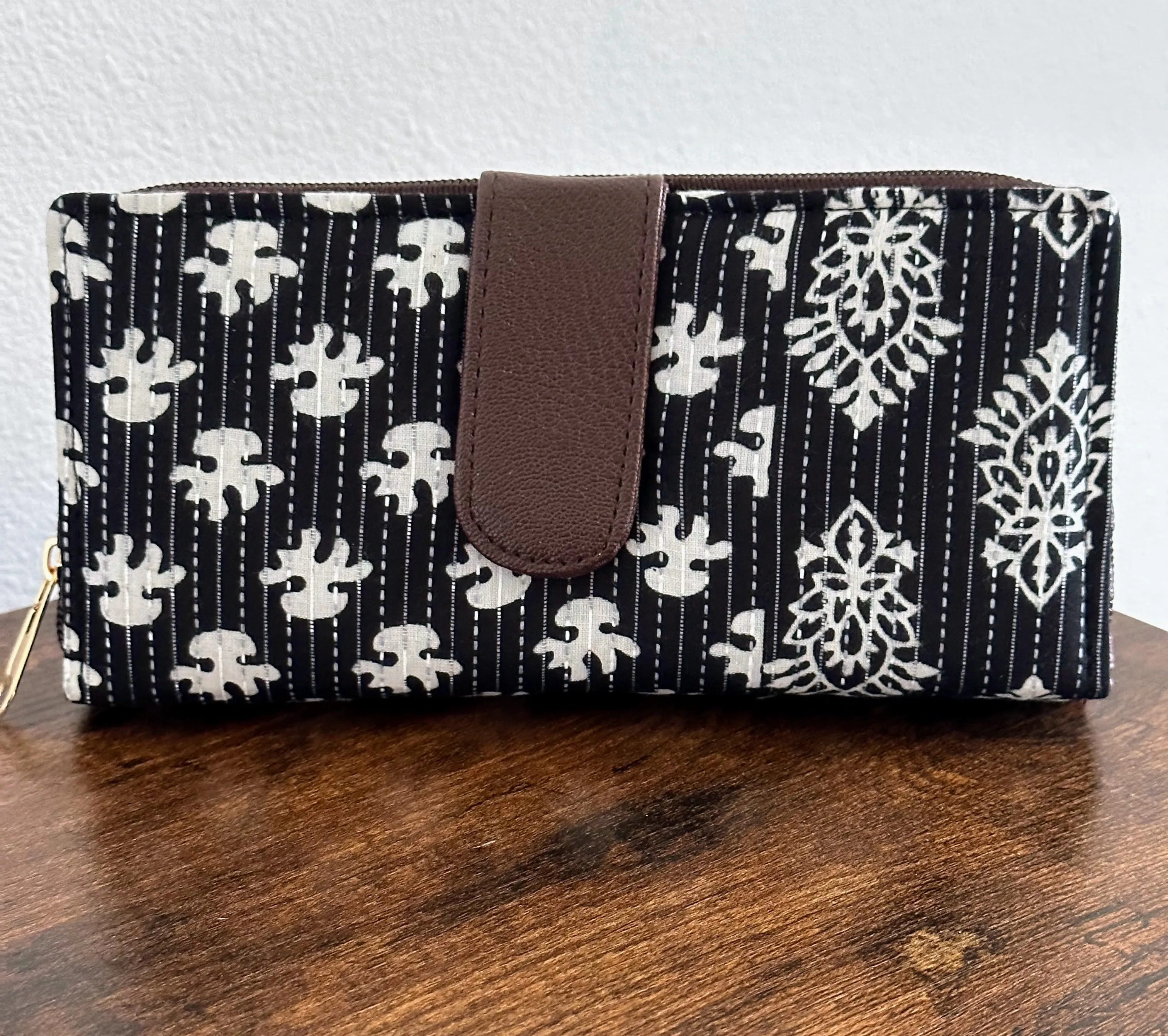 Women Ikat Clutch Wallet